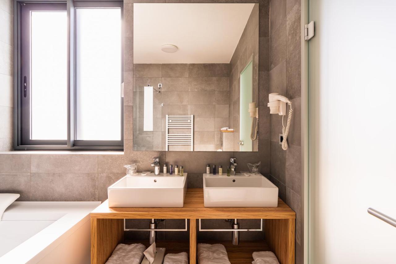 Hotel Olea Новаля Екстериор снимка