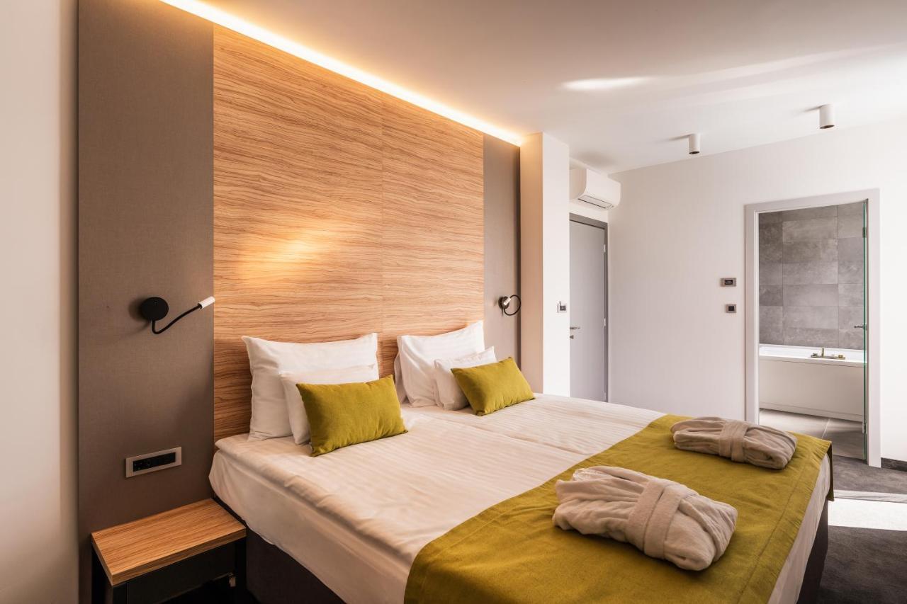 Hotel Olea Новаля Екстериор снимка